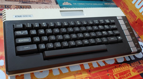 Atari 600 con - (con, e