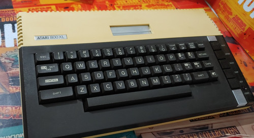 Computer atari 800 - xl, 8